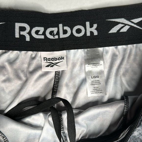 Men’s Reebok performance shorts - Picture 5 of 9